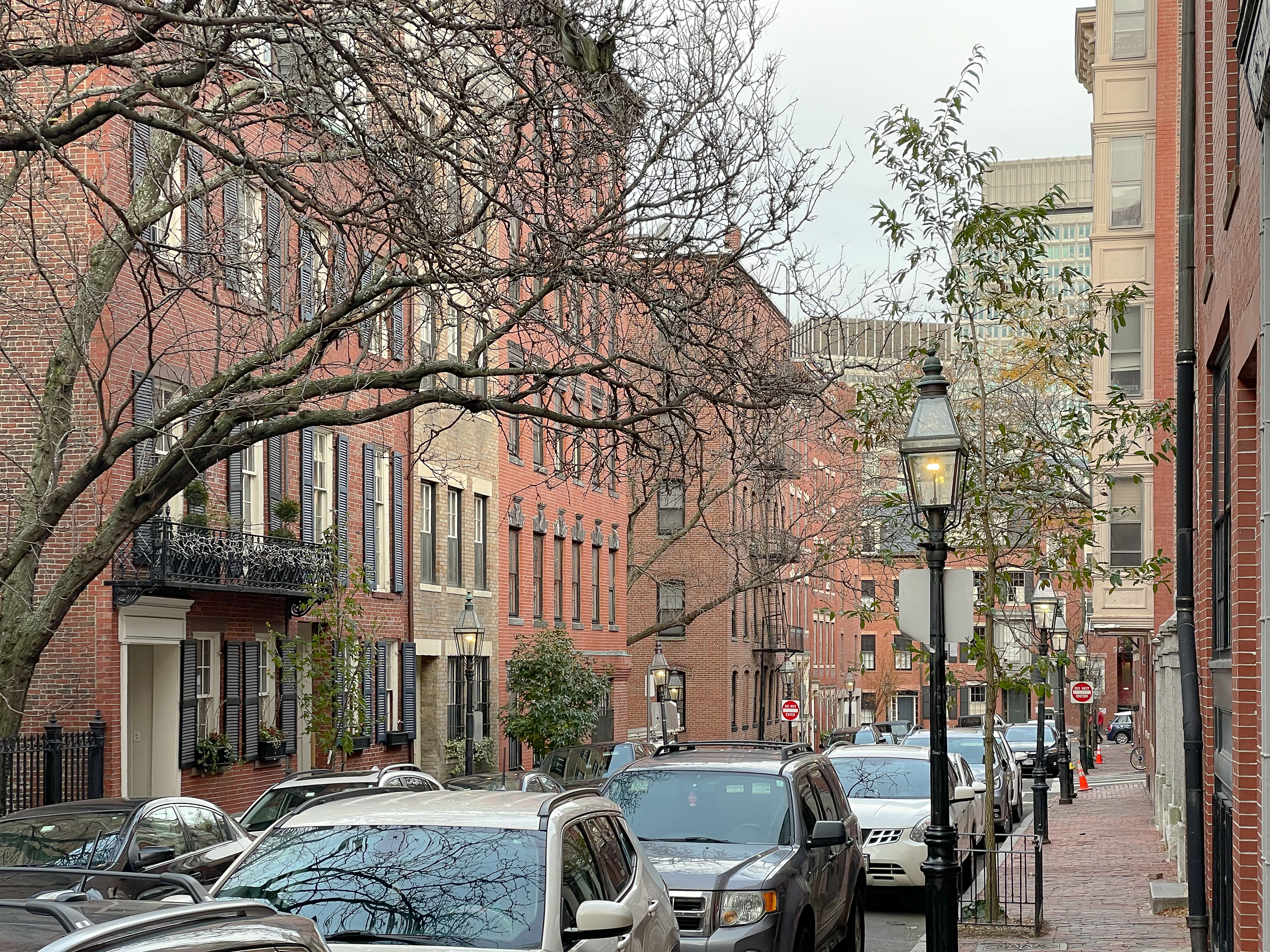 1 bed, 1 bath apartment for rent at 27 Phillips St Unit 8, Beacon Hill — photo 26 of 27