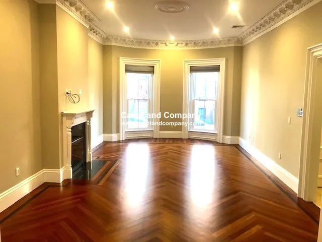 98 Waltham St, South End