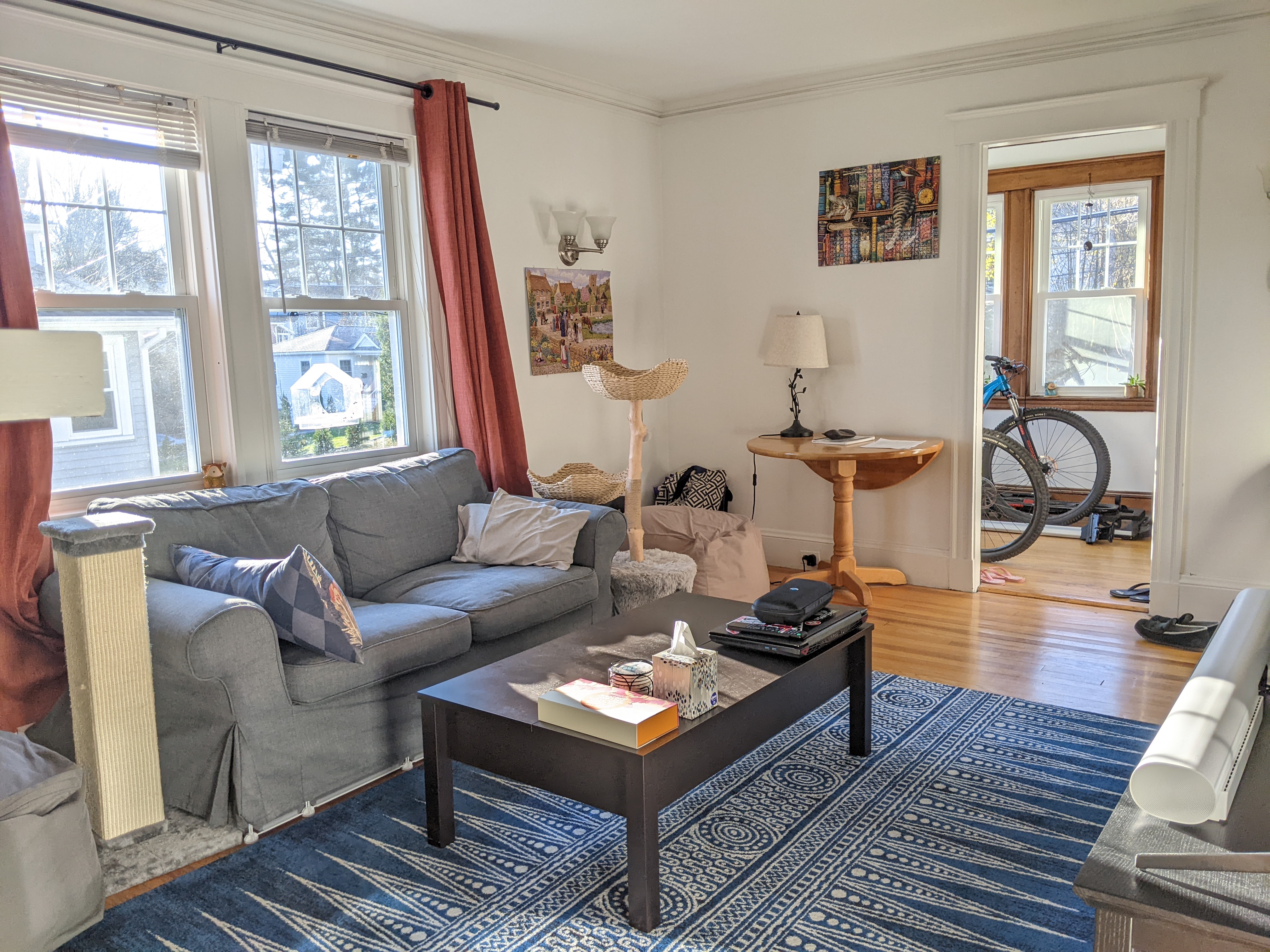 2.5 bed, 1 bath apartment for rent at 31 Bennington St Unit 31, Newton — photo 1 of 10