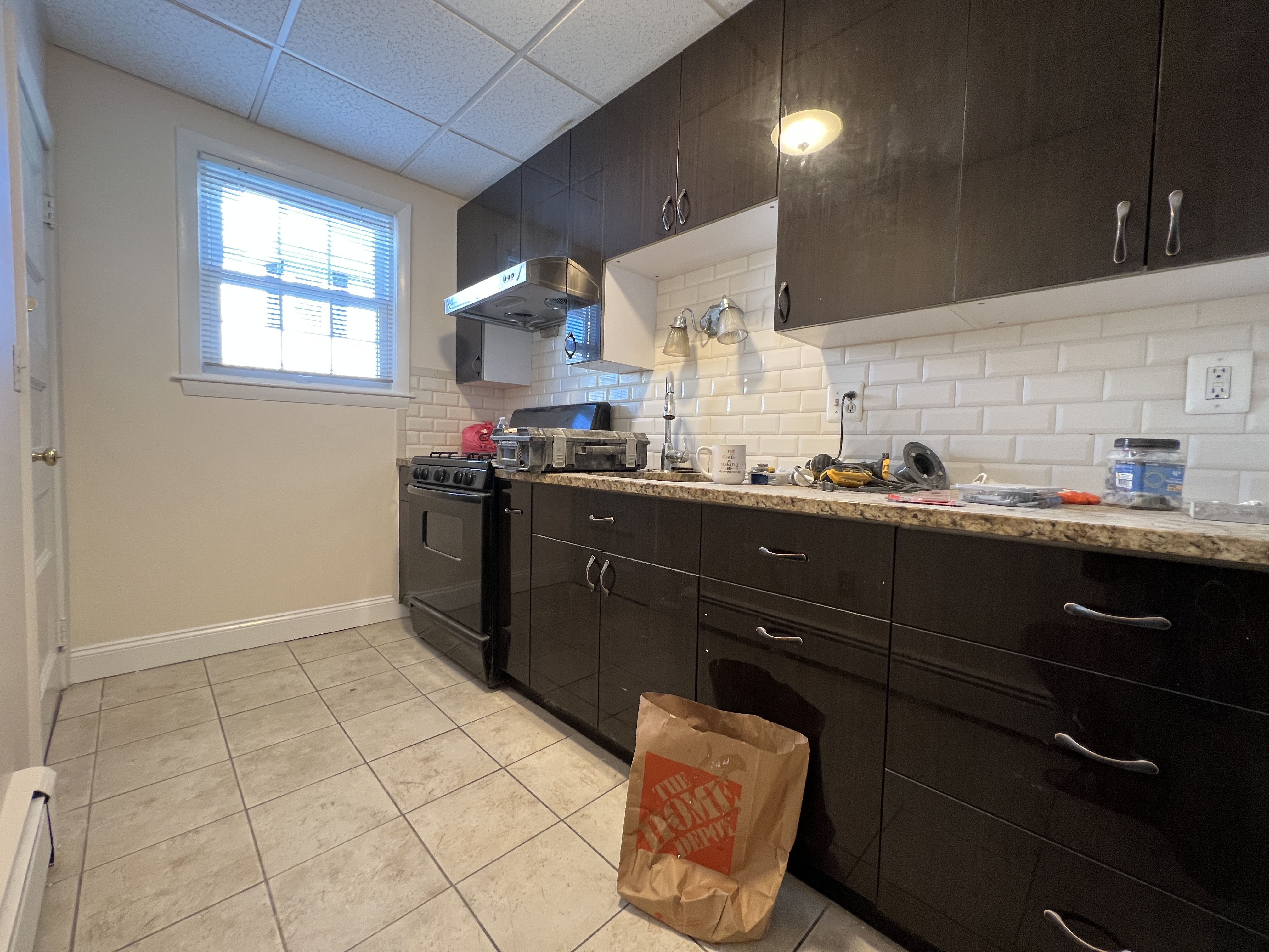 1 bed, 1 bath apartment for rent at 4 Appleton St Unit B, Quincy — photo 3 of 8