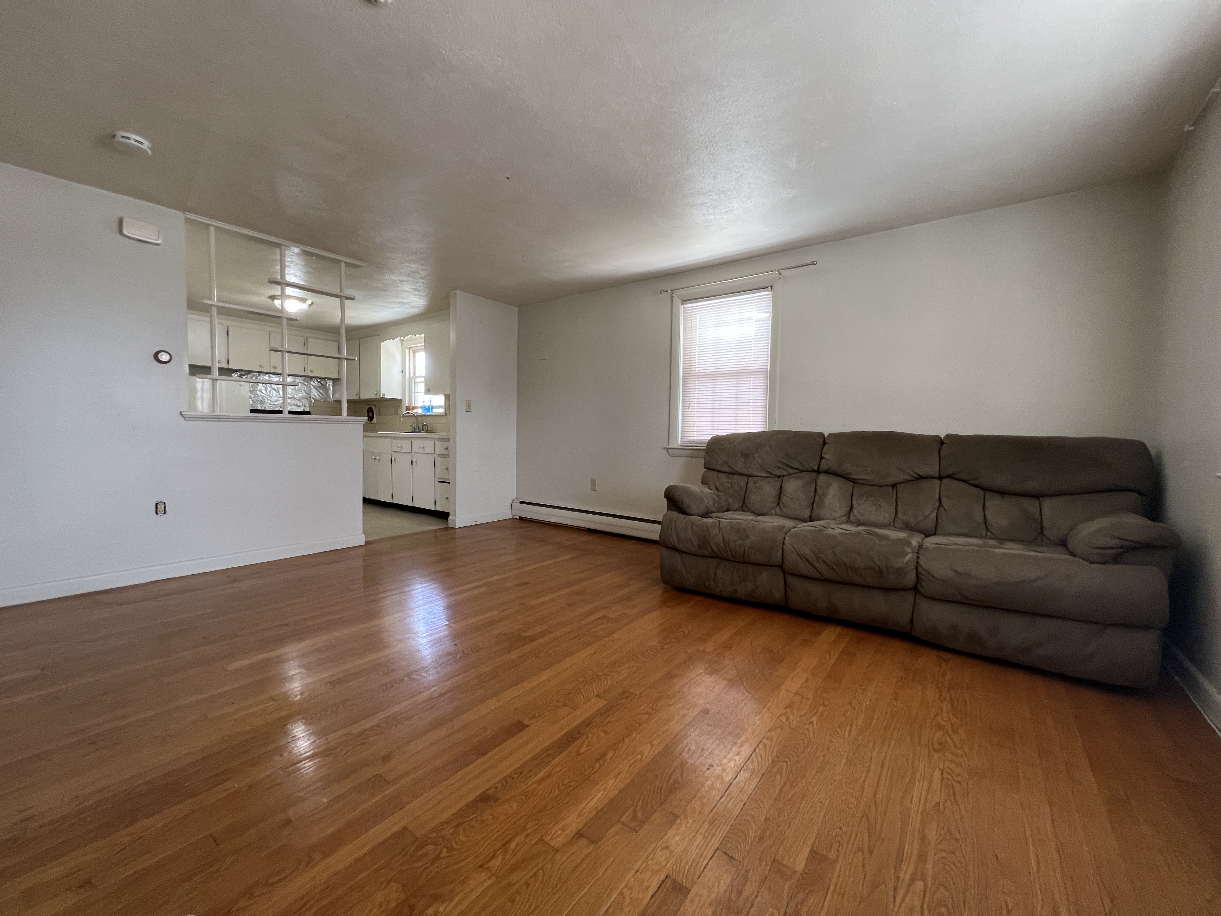 1 bed, 1 bath apartment for rent at 43 Faxon Rd Unit 4, Quincy — photo 5 of 10