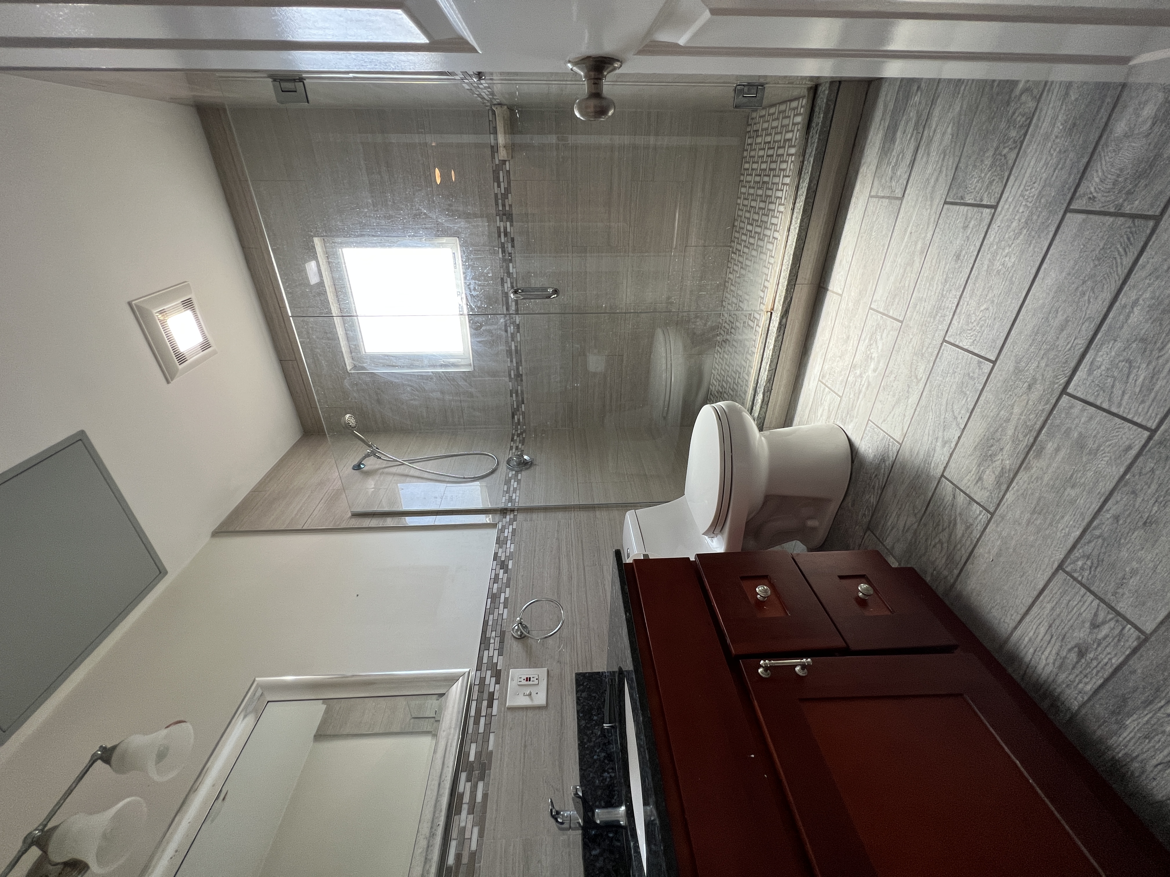 3 bed, 1 bath apartment for rent at 77 Newbury Ave Unit 2, Quincy — photo 6 of 17