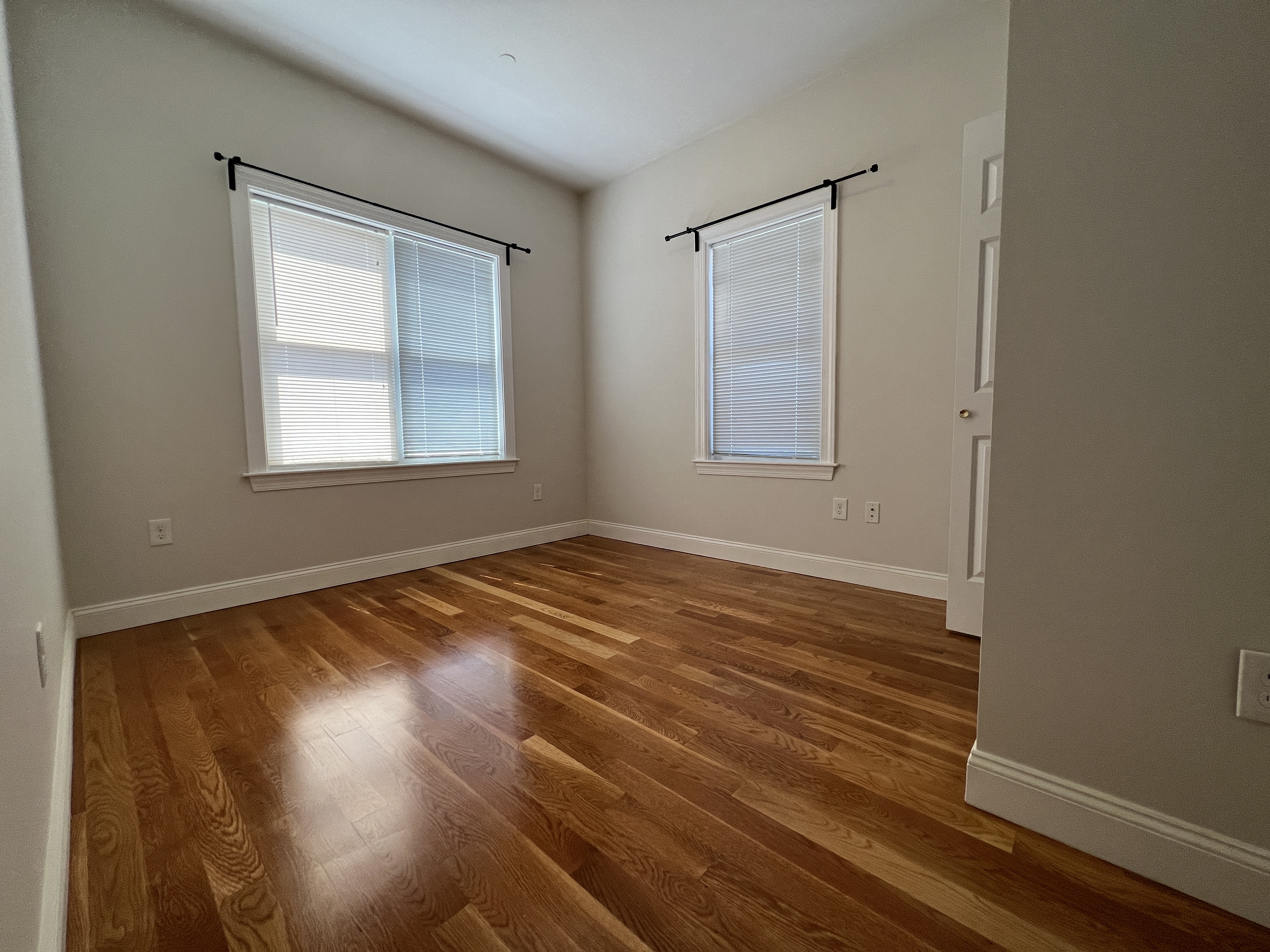 3 bed, 1 bath apartment for rent at 77 Newbury Ave Unit 2, Quincy — photo 9 of 17