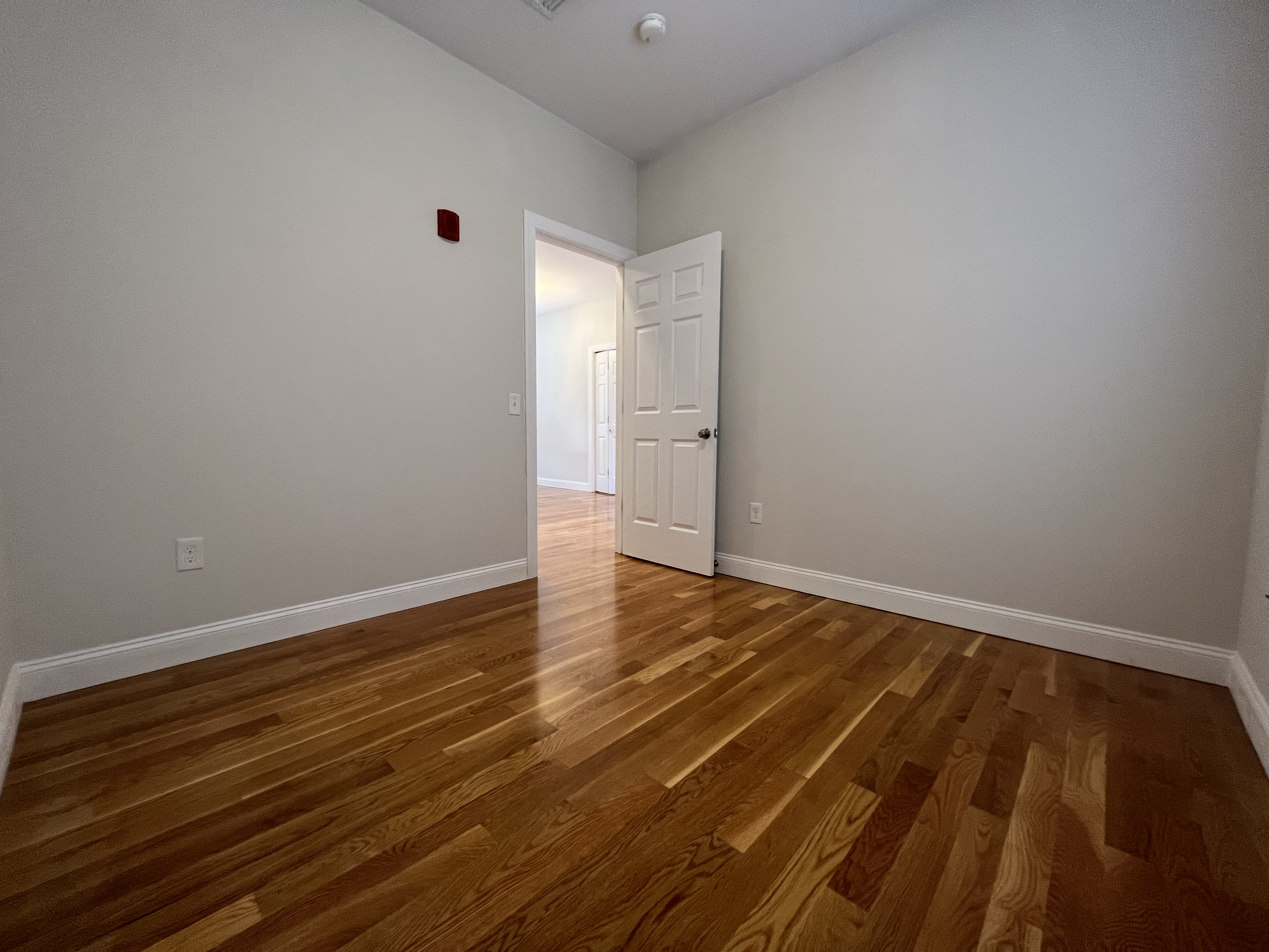 3 bed, 1 bath apartment for rent at 77 Newbury Ave Unit 2, Quincy — photo 11 of 17