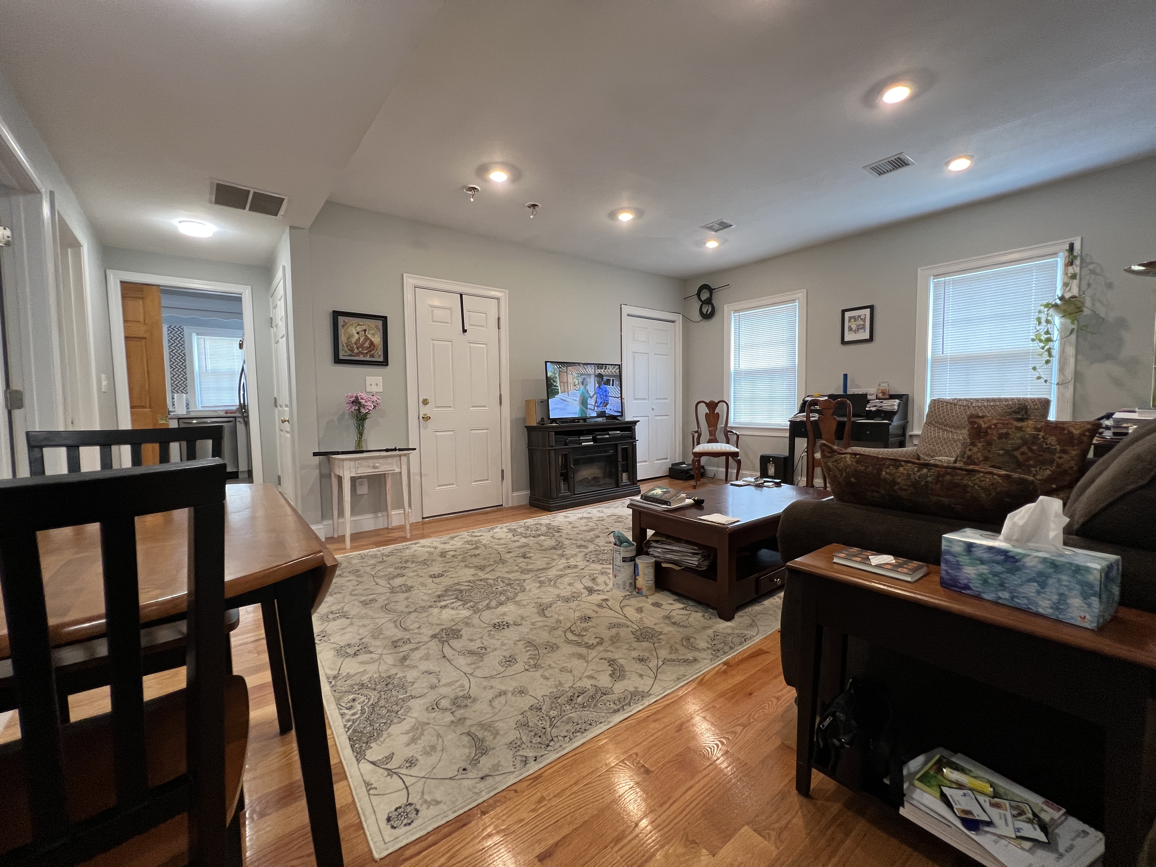 4 bed, 2 bath apartment for rent at 4 Appleton St Unit C, Quincy — photo 2 of 12