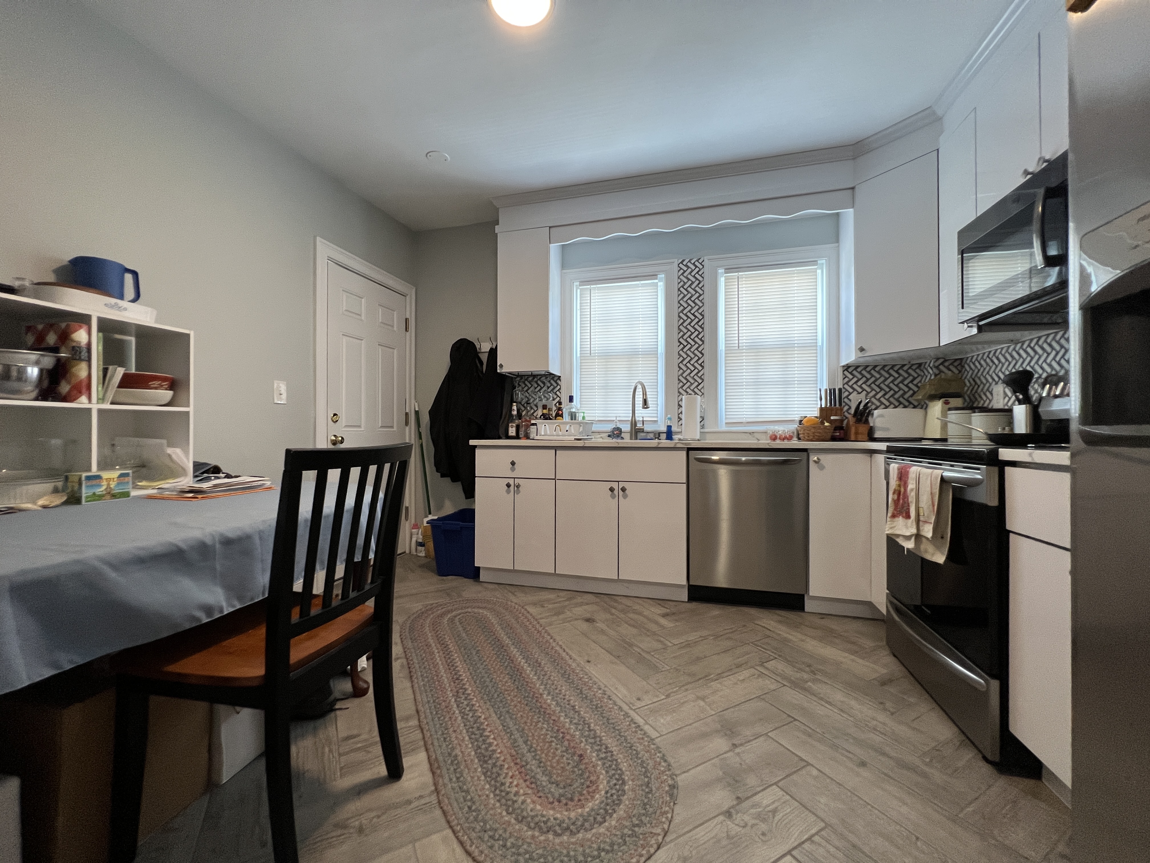 4 bed, 2 bath apartment for rent at 4 Appleton St Unit C, Quincy — photo 4 of 12