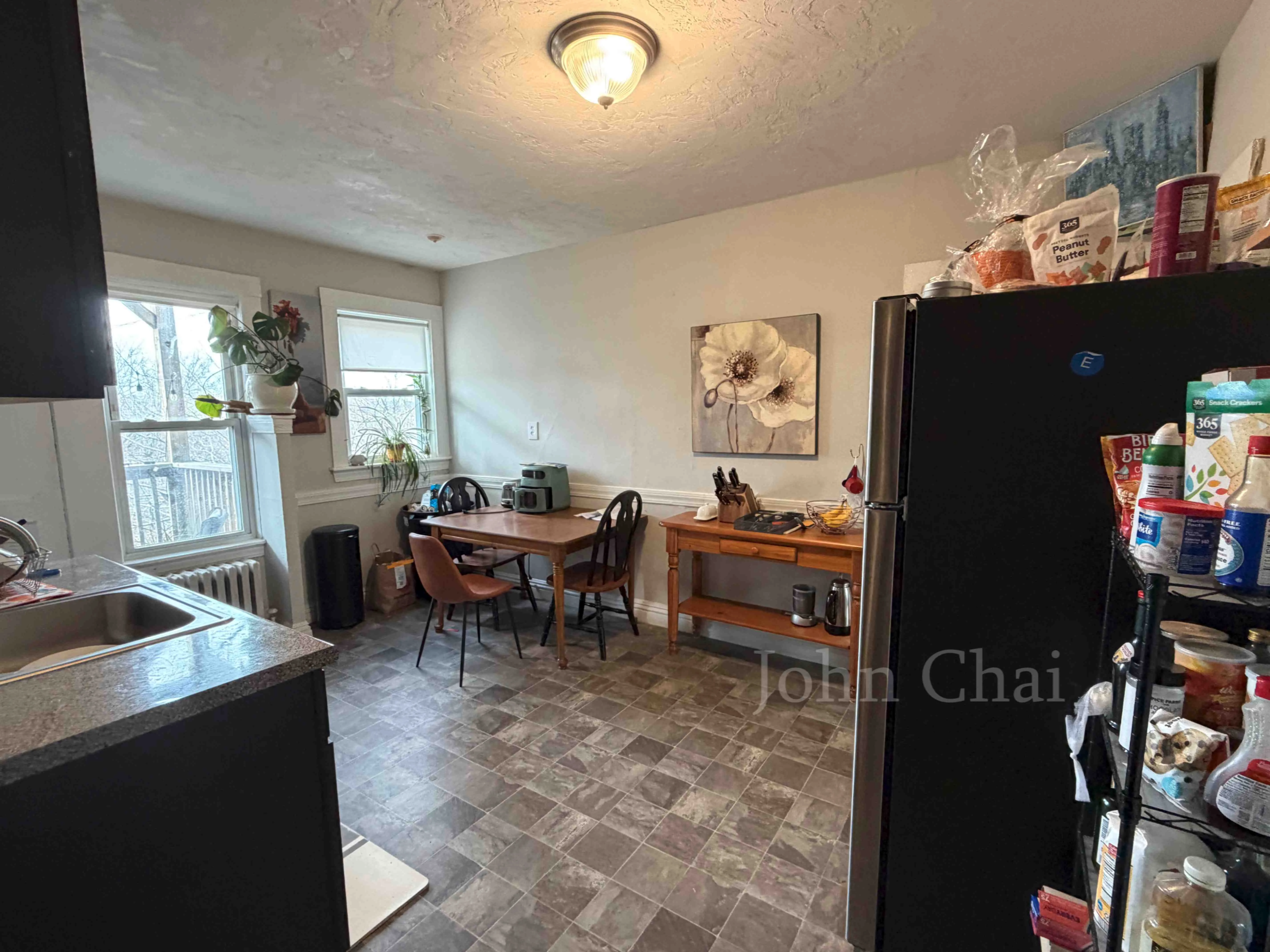 33 Lourdes Ave, Jamaica Plain