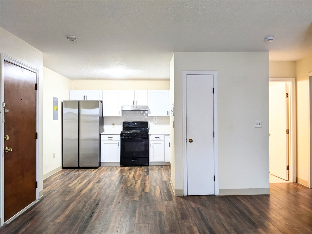 26 Kenmar Dr, Billerica