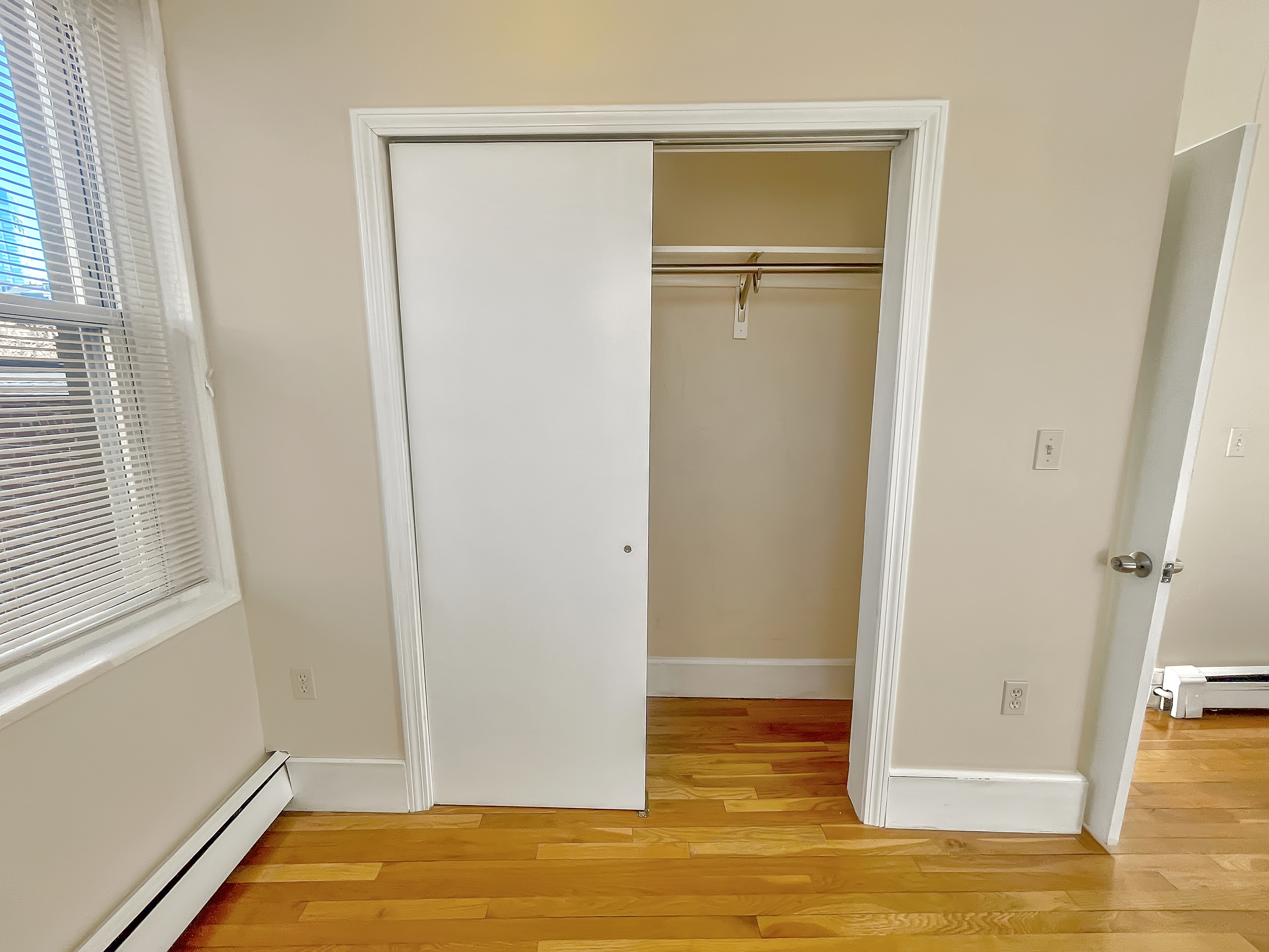 1 bed, 1 bath apartment for rent at 27 Phillips St Unit 8, Beacon Hill — photo 17 of 27