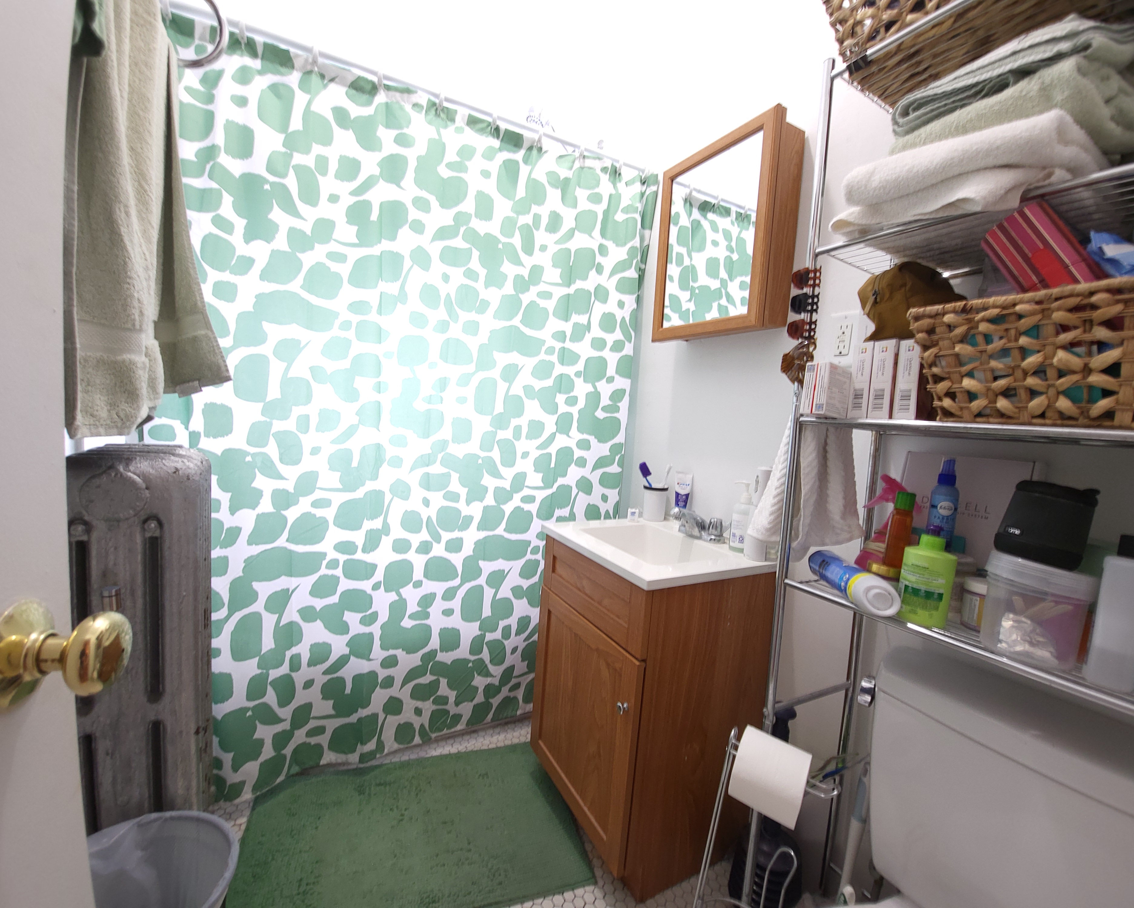1 split bed, 1 bath apartment for rent at 1350 Commonwealth Ave Unit A19, Allston — photo 3 of 9