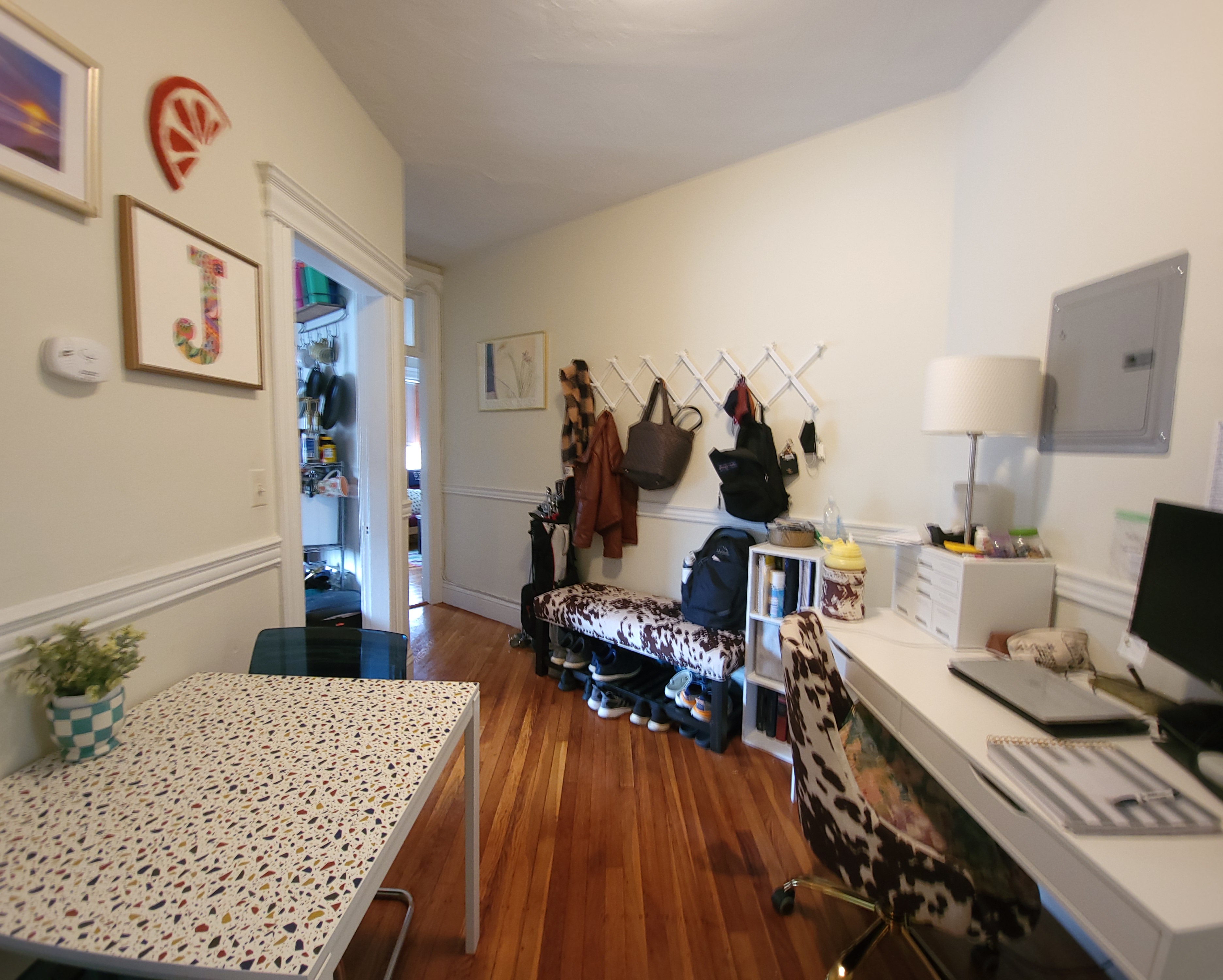 1 split bed, 1 bath apartment for rent at 1350 Commonwealth Ave Unit A19, Allston — photo 4 of 9