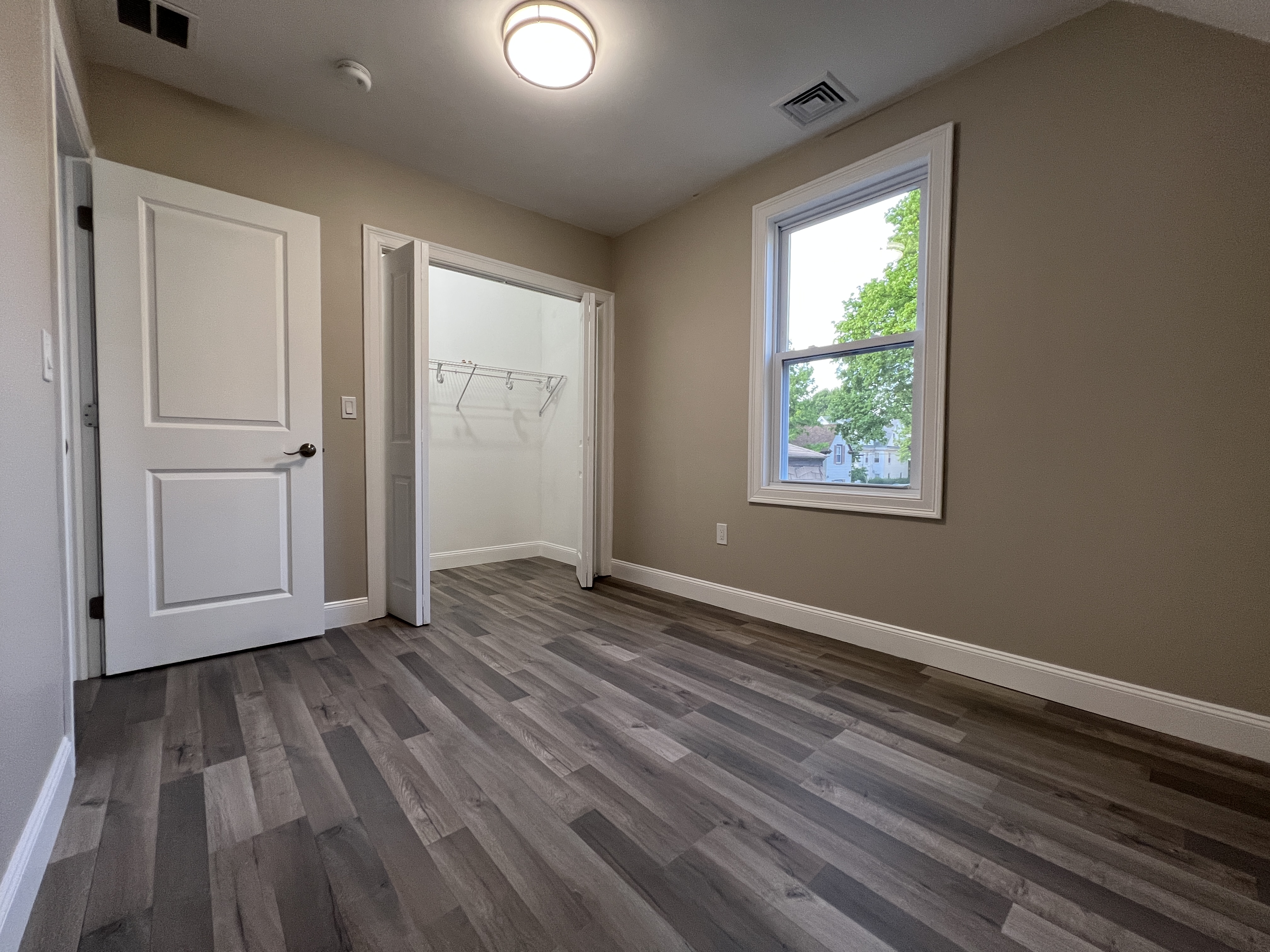 4 bed, 3 bath apartment for rent at 324 Farrington St Unit 1, Quincy — photo 17 of 21