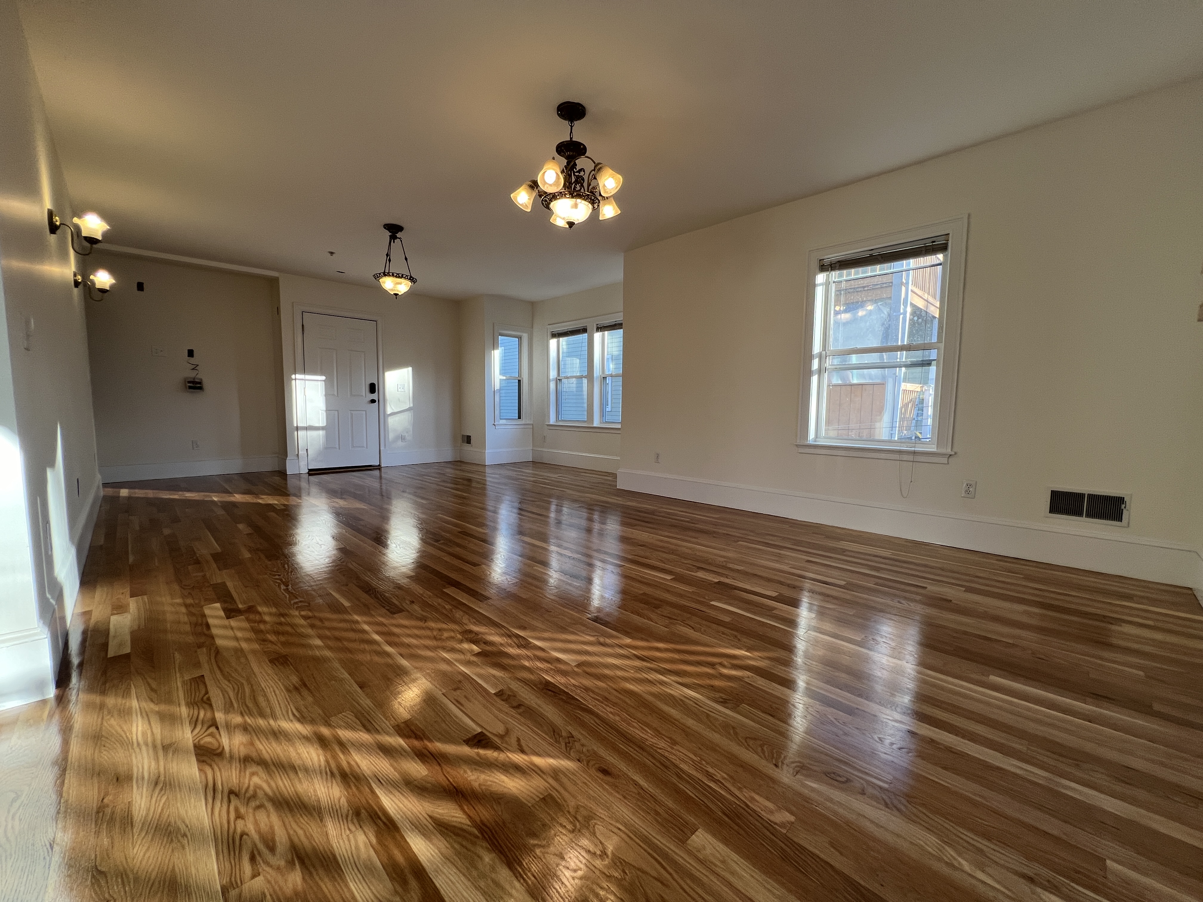4 bed, 2 bath apartment for rent at 128 Buttonwood St Unit 2, Dorchester — photo 1 of 15