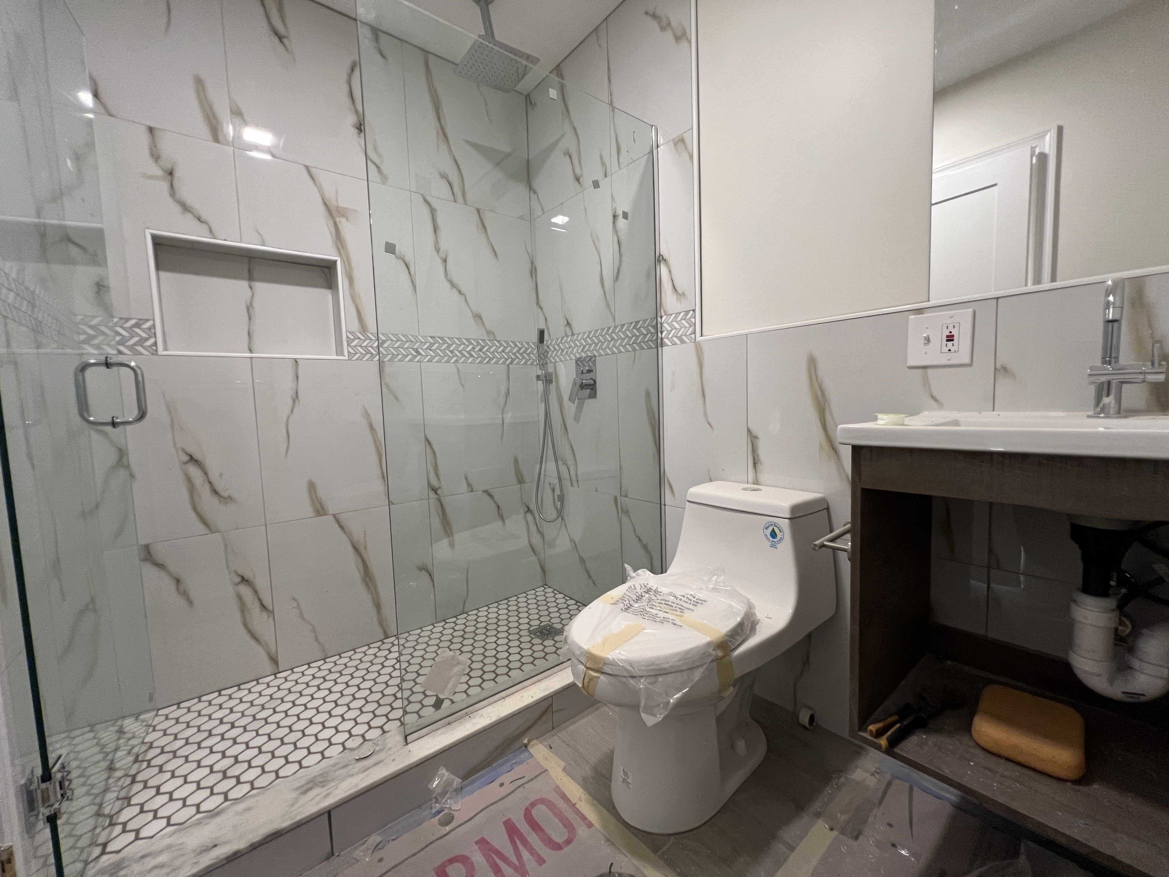 4 bed, 2 bath apartment for rent at 128 Buttonwood St Unit 2, Dorchester — photo 3 of 15
