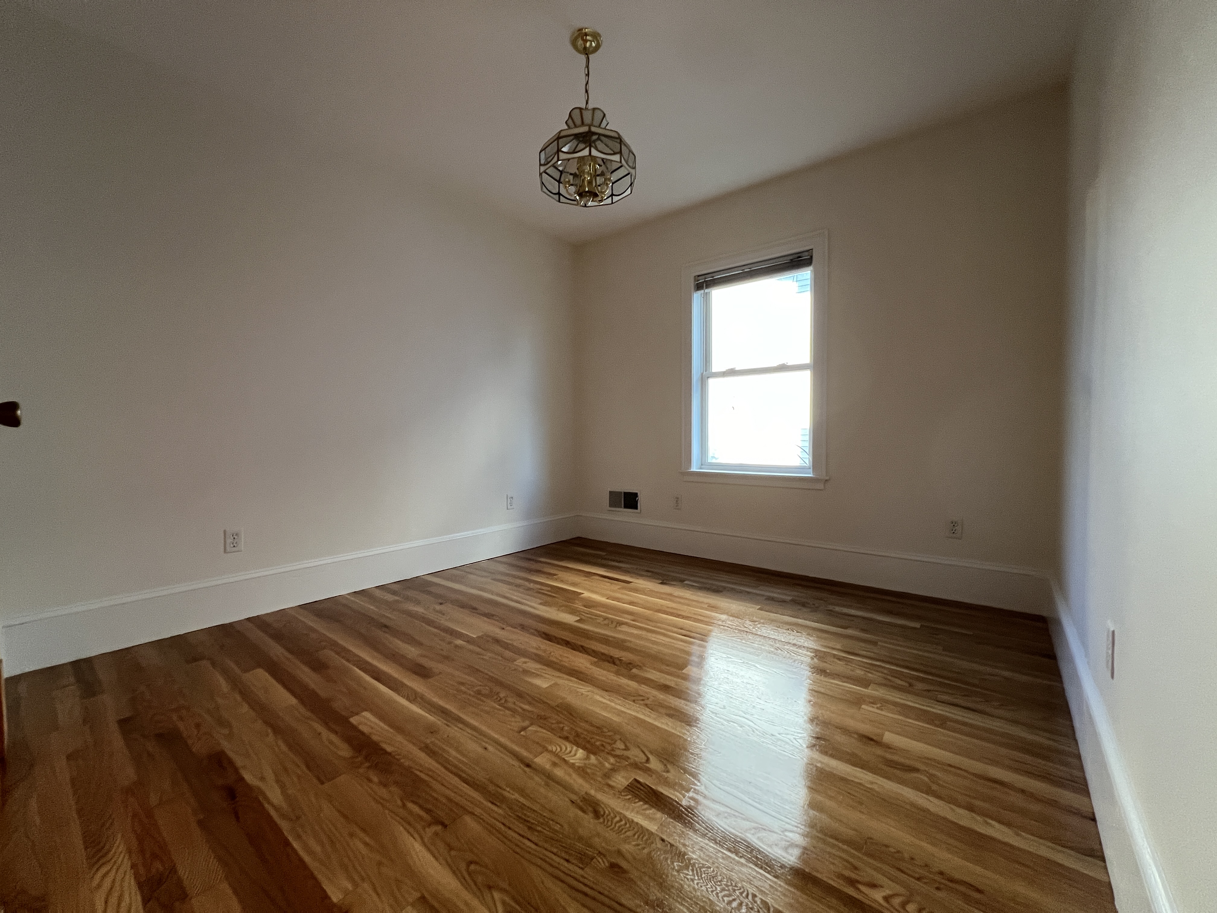 4 bed, 2 bath apartment for rent at 128 Buttonwood St Unit 2, Dorchester — photo 9 of 15