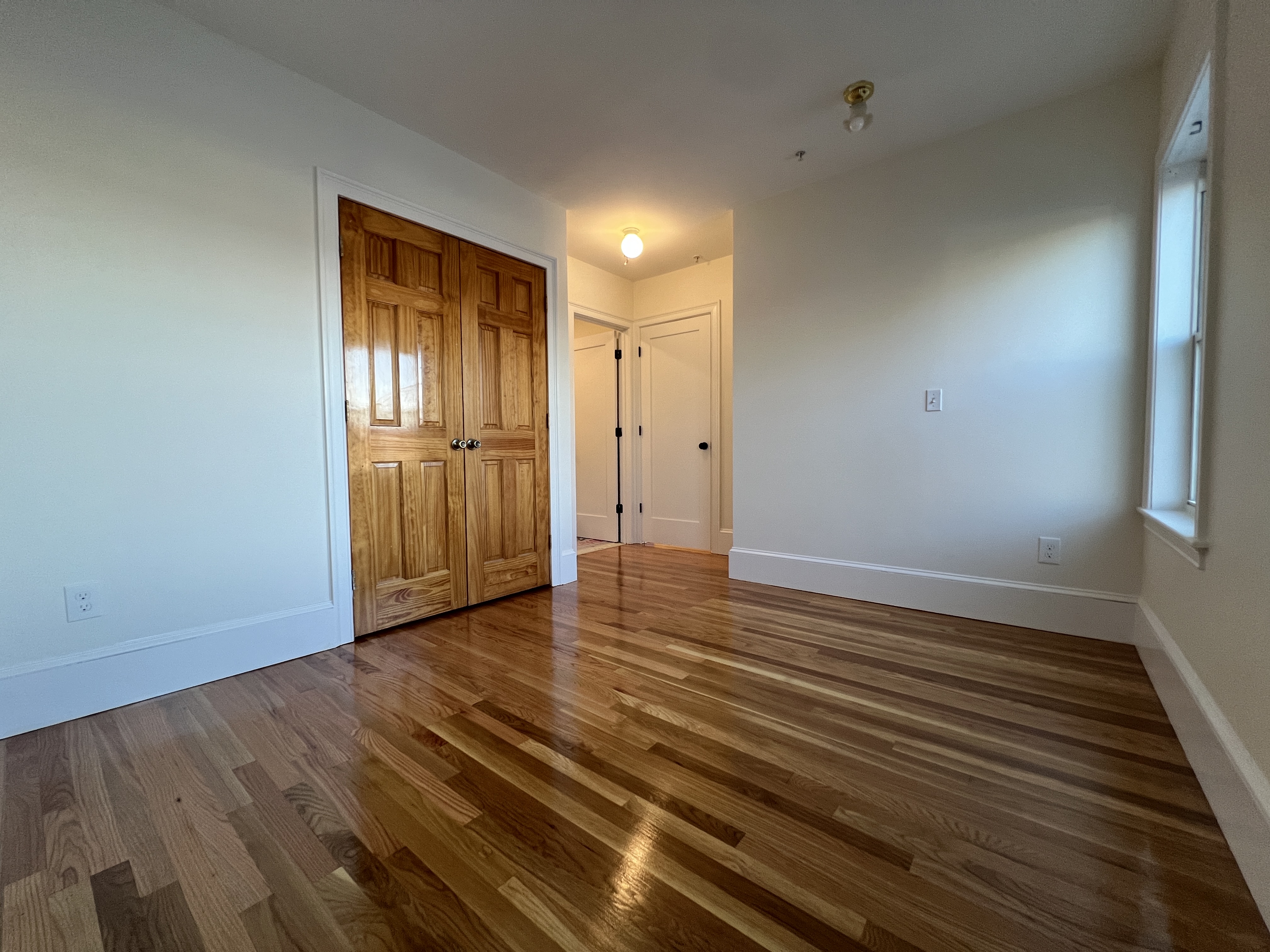 4 bed, 3 bath apartment for rent at 128 Buttonwood St Unit 3, Dorchester — photo 9 of 14