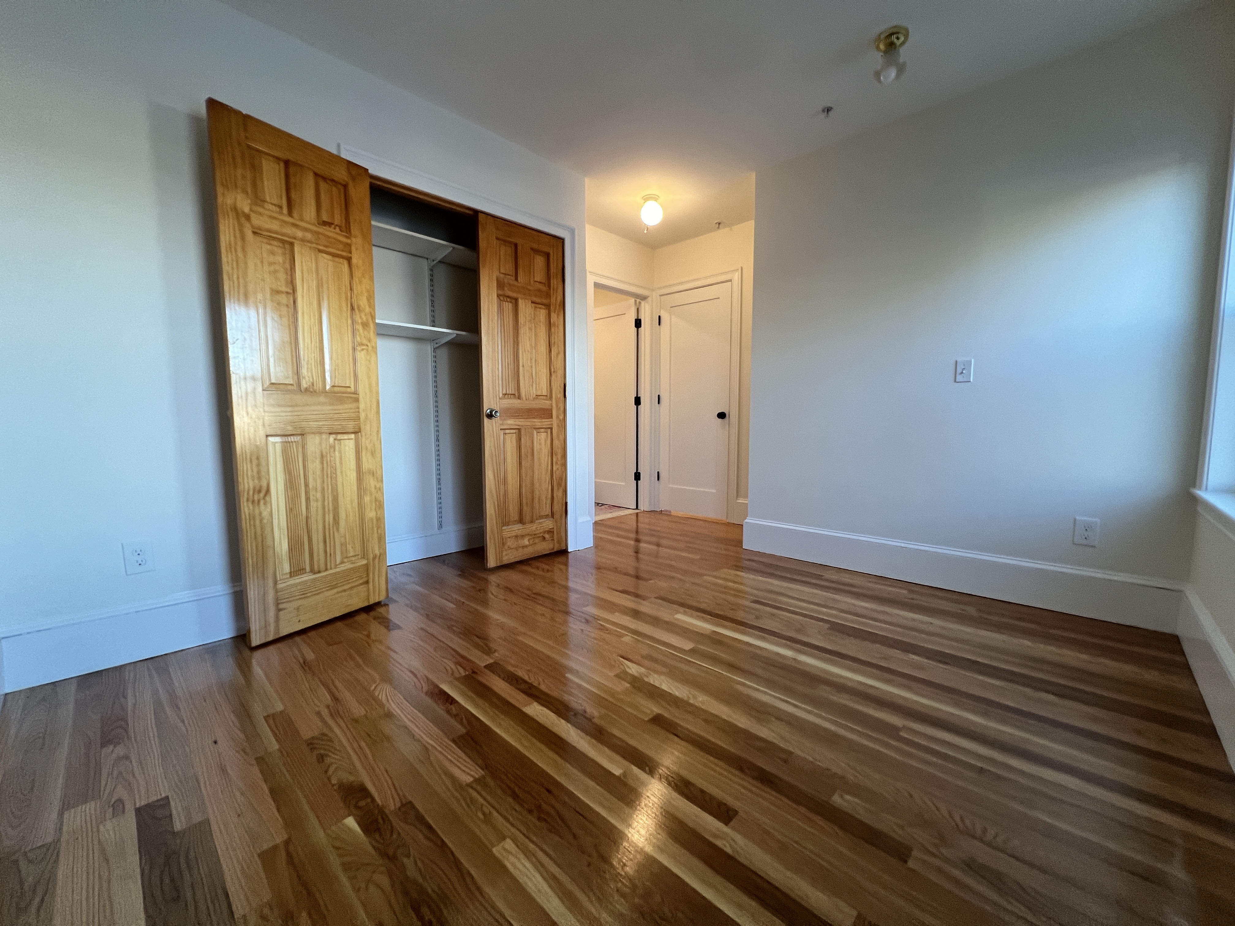 4 bed, 3 bath apartment for rent at 128 Buttonwood St Unit 3, Dorchester — photo 10 of 14