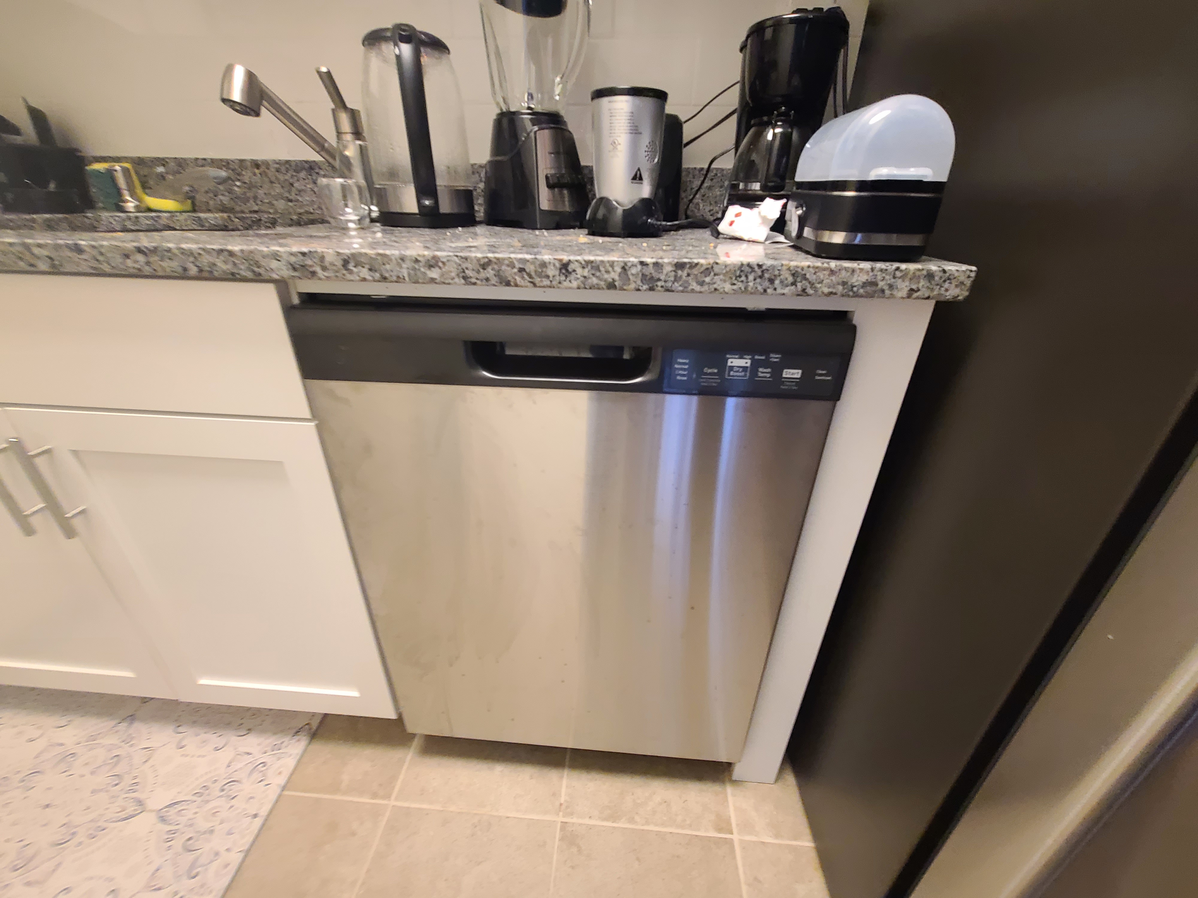 2 bed, 1.5 bath apartment for rent at 185 Freeman St Unit B512, Coolidge Corner — photo 3 of 20