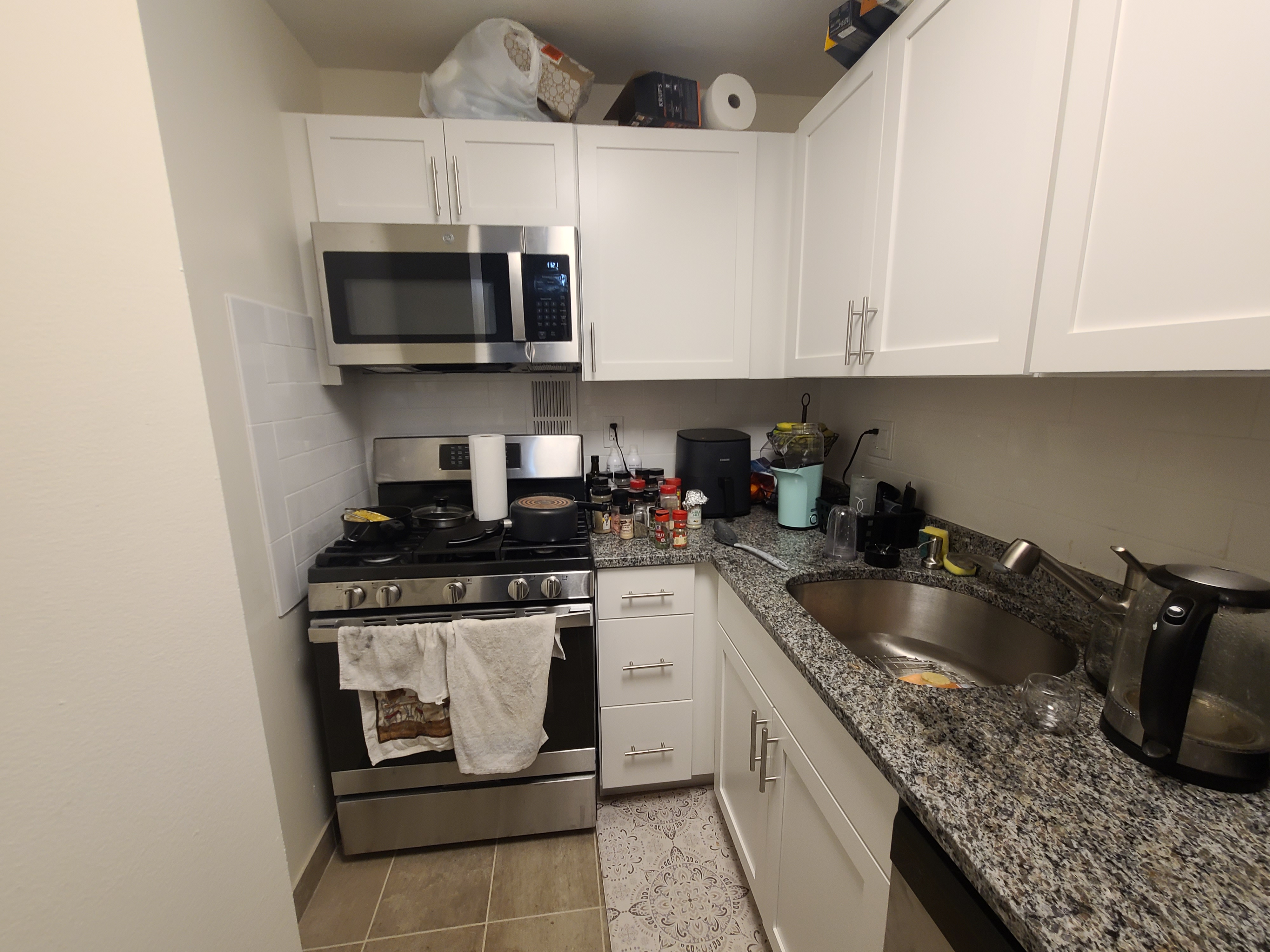 2 bed, 1.5 bath apartment for rent at 185 Freeman St Unit B512, Coolidge Corner — photo 2 of 20