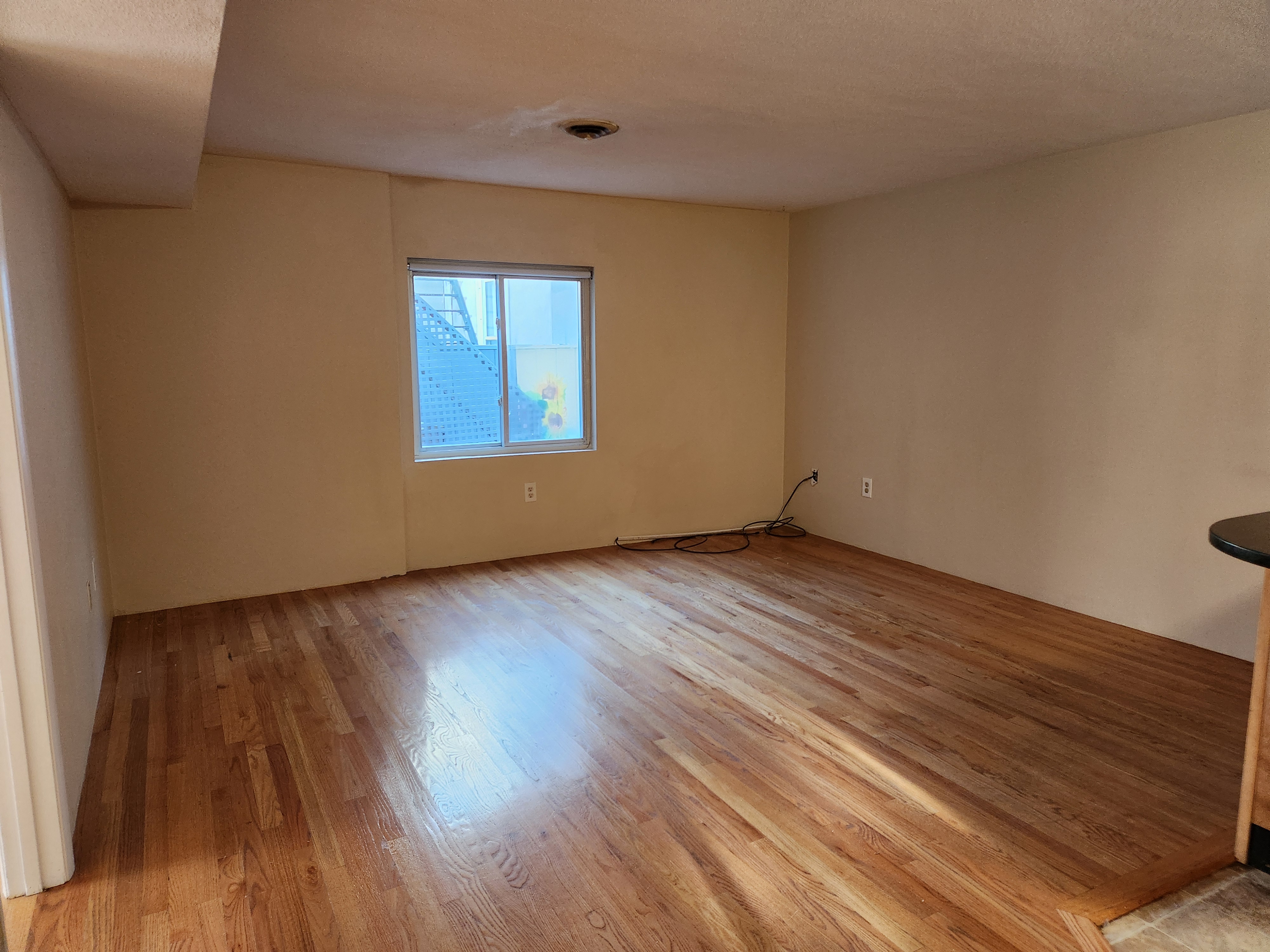 385 Dorchester St, South Boston