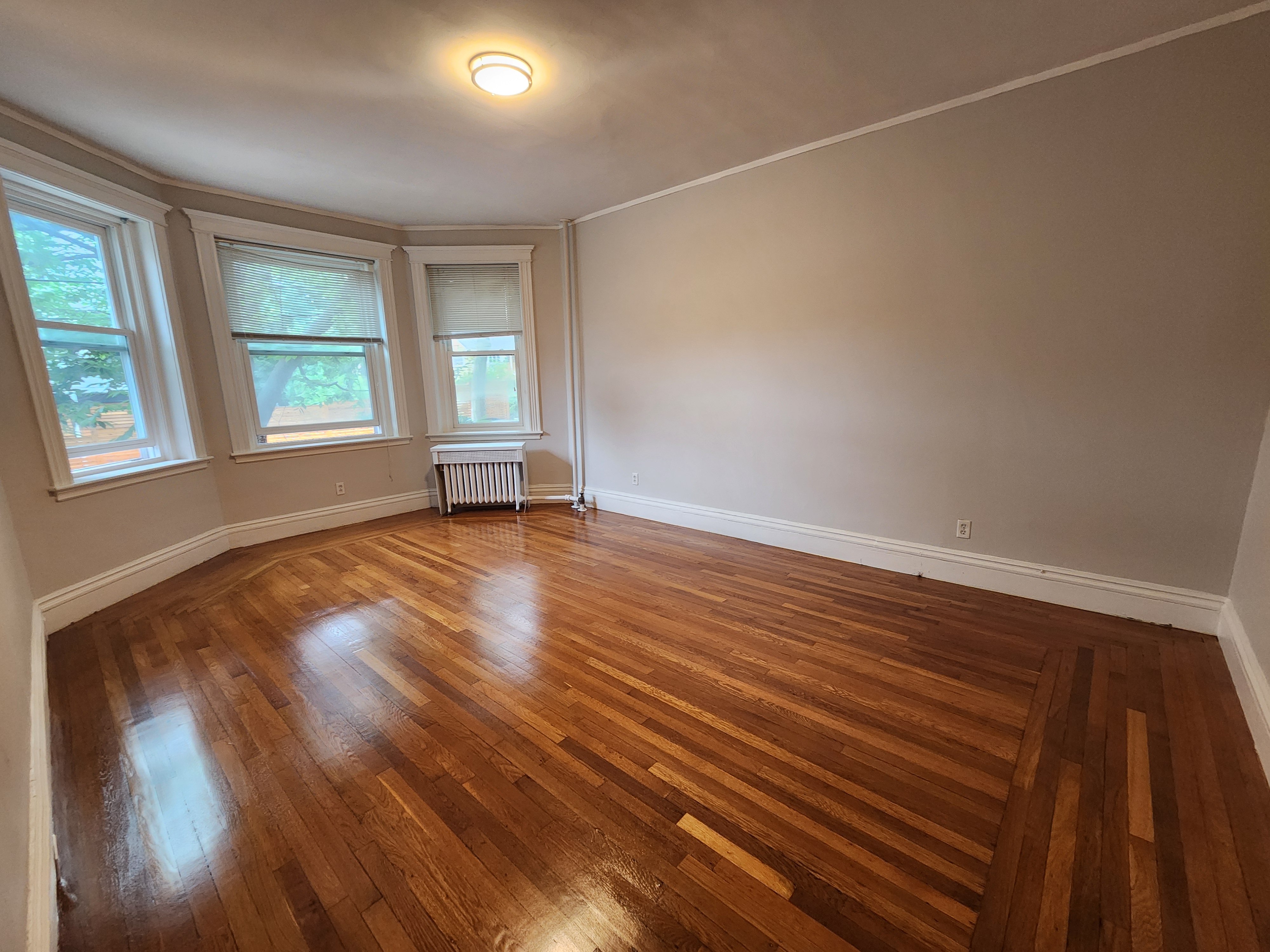 31 Stearns Rd, Coolidge Corner