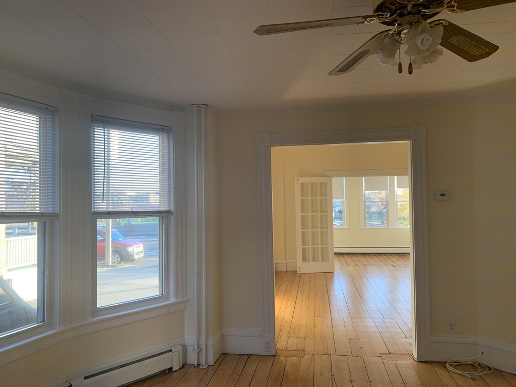 547 Broadway, Ball Square