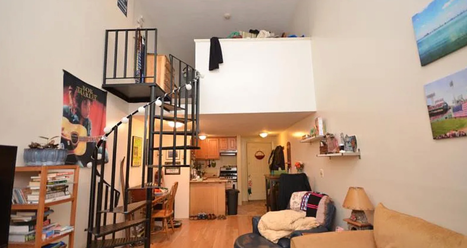 385 Dorchester St, South Boston