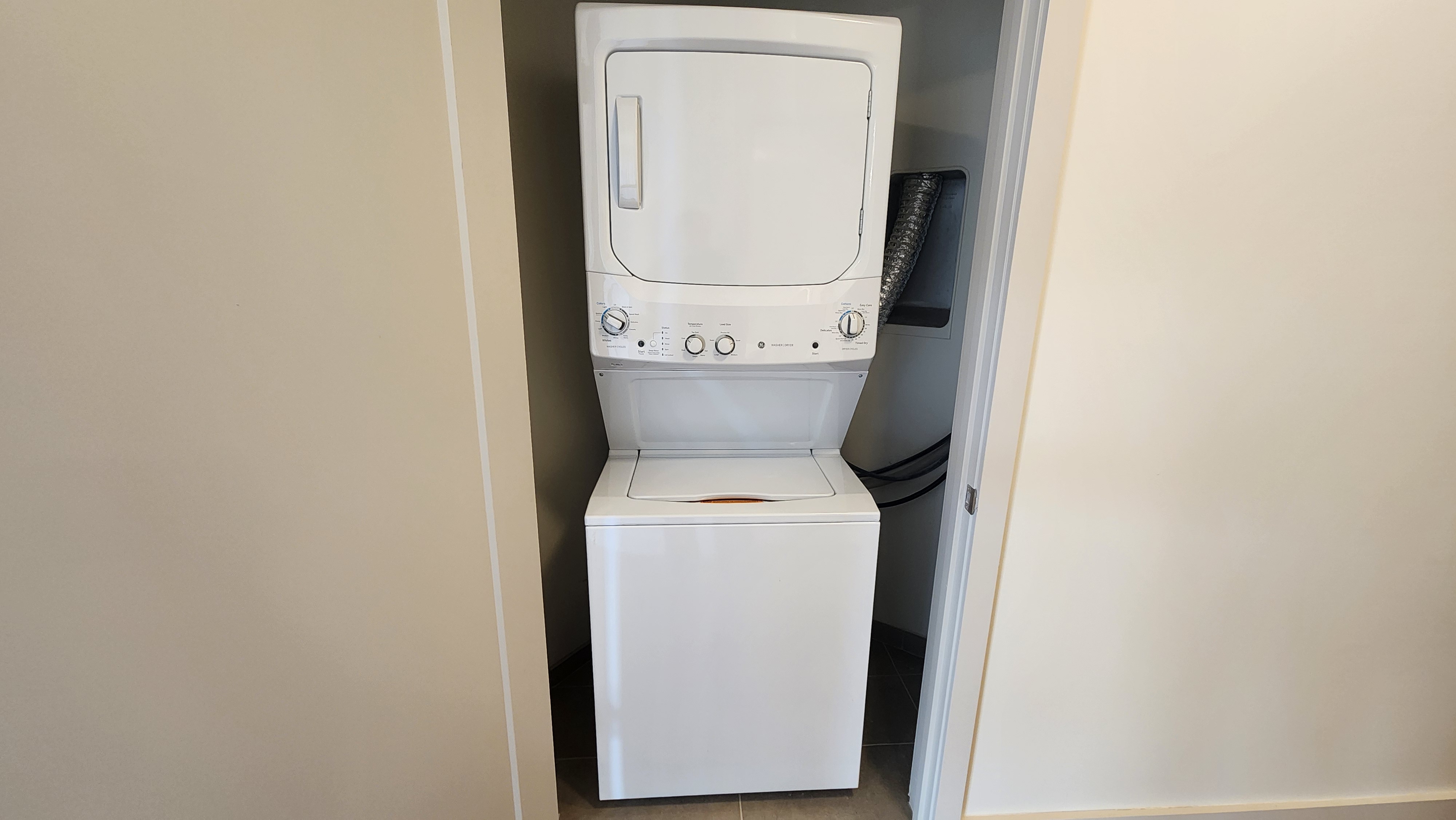 455 Harvard St, North Brookline