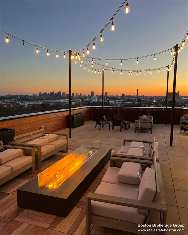 600 Broadway, South Boston