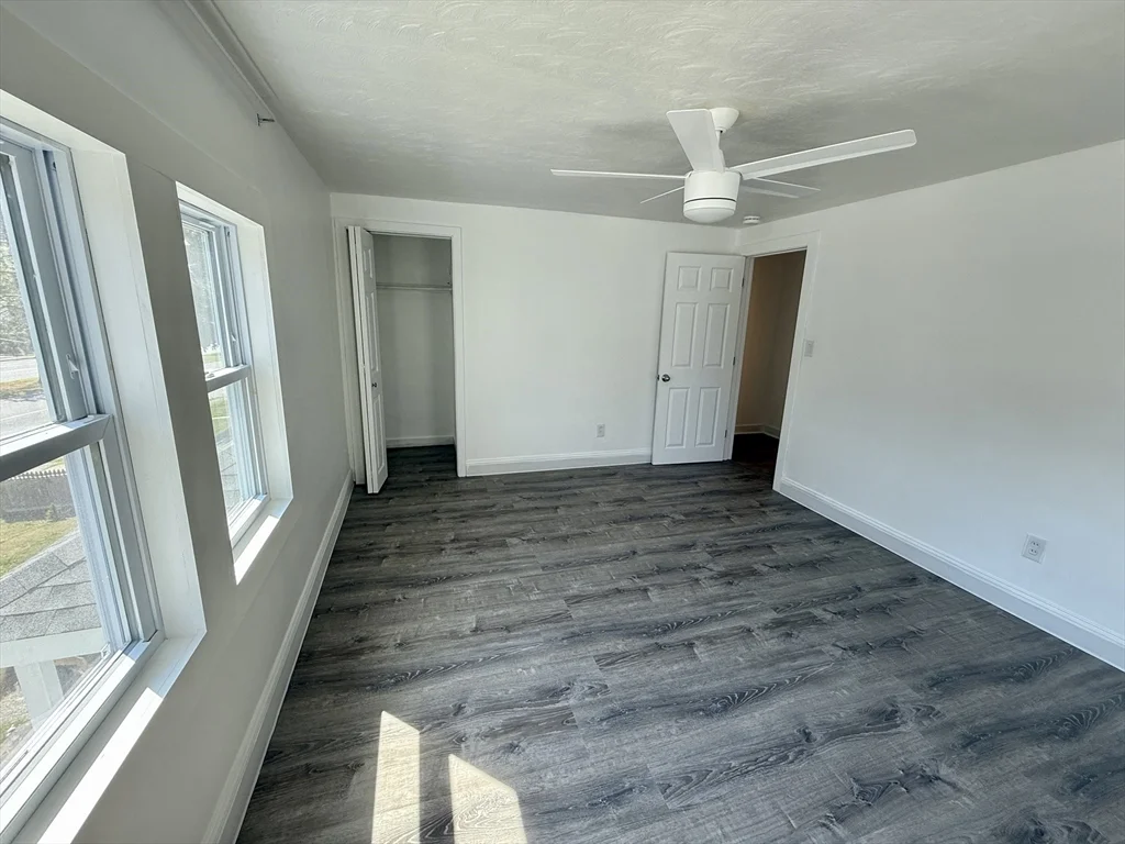 487 Mill St, Worcester