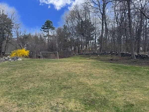 79 N Main St, North Bellingham