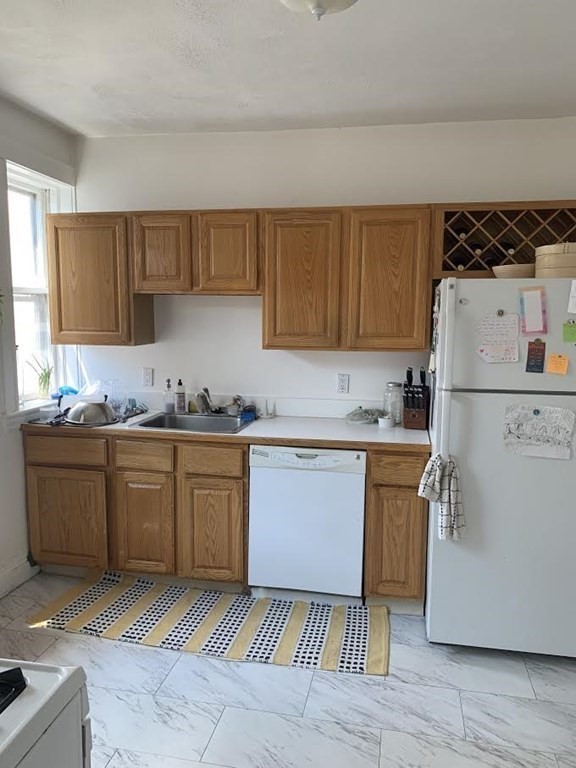 2 bed, 1 bath apartment for rent at 2031 Commonwealth Ave Unit 14, Brighton — photo 2 of 7