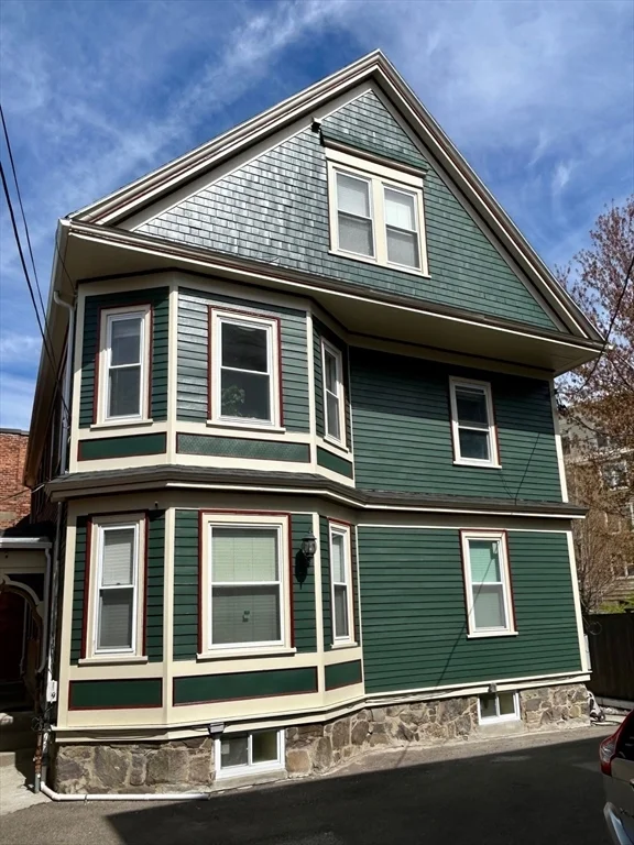 46 Aspinwall Ave, Coolidge Corner