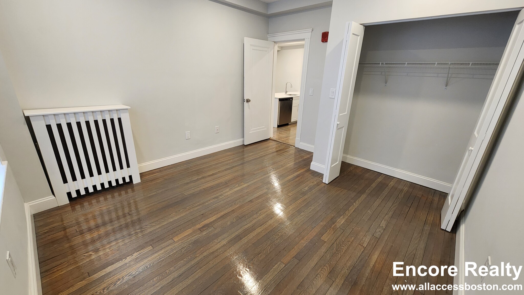 11 Peterborough St, Fenway