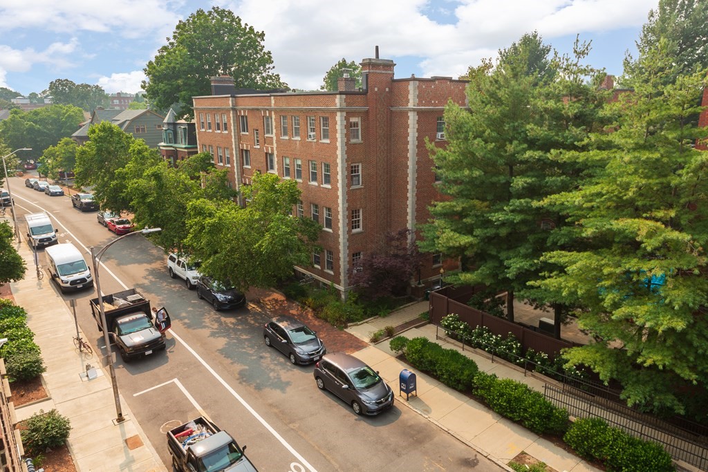 16 Chauncy St, Harvard Square