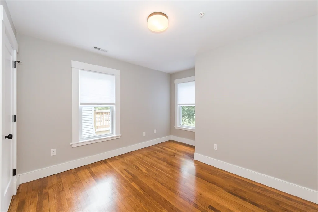127 Hudson, Spring Hill