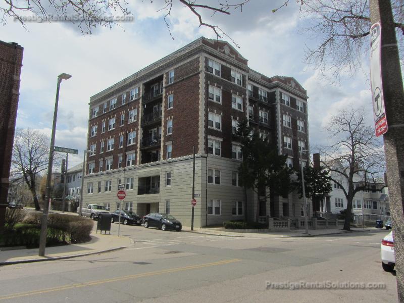 116 Washington St, Brighton