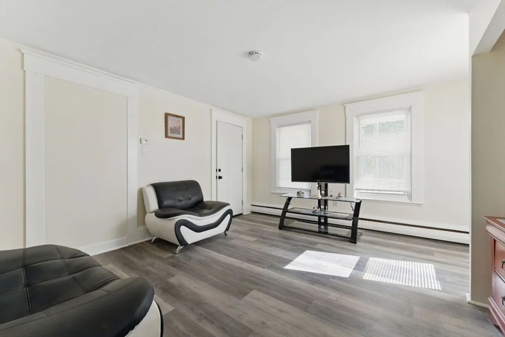 357 Granite St, Quincy