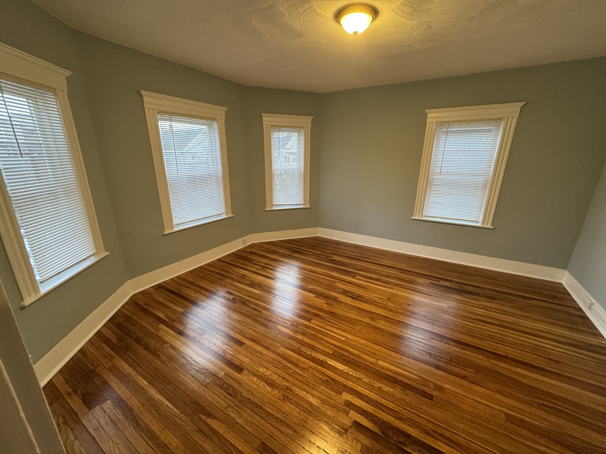 35 Cameron Ave, Teele Square