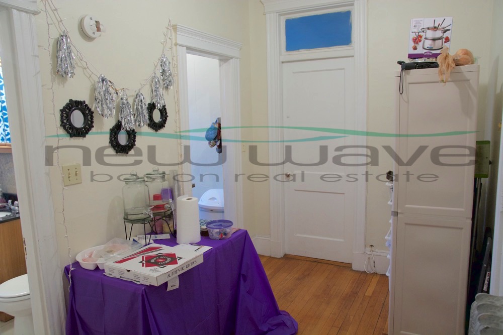 4 bed, 2 bath apartment for rent at 204 Hemenway Unit 16/17, Fenway — photo 2 of 11