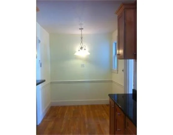 20 Trinity Ter, Newton Center