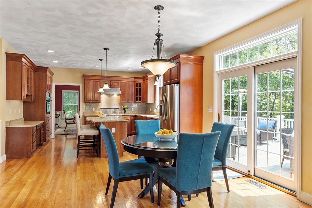 22 Periwinkle Way, North Andover