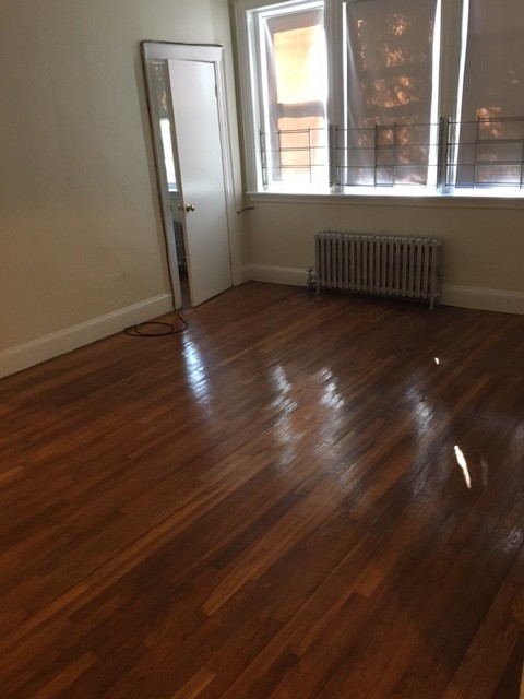 Studio bed, 1 bath apartment for rent at 2039 Commonwealth Ave Unit 1, Brighton — photo 3 of 4