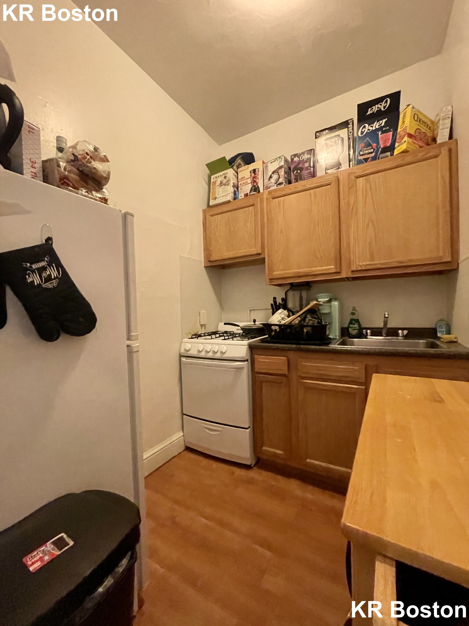 Studio bed, 1 bath apartment for rent at 2045 Commonwealth Ave Unit 01, Brighton — photo 2 of 2