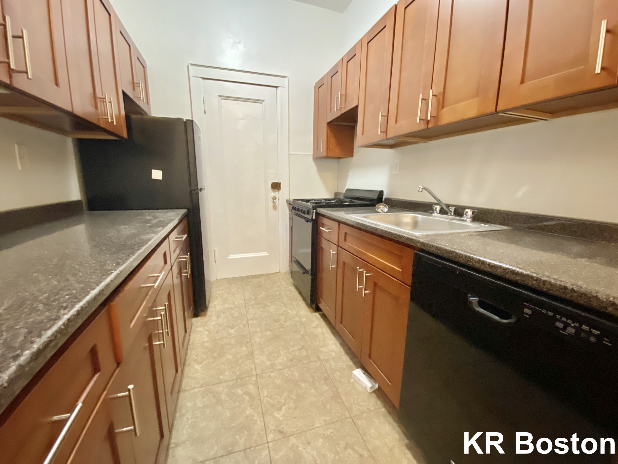 1 bed, 1 bath apartment for rent at 2045 Commonwealth Ave Unit 2, Brighton — photo 1 of 3
