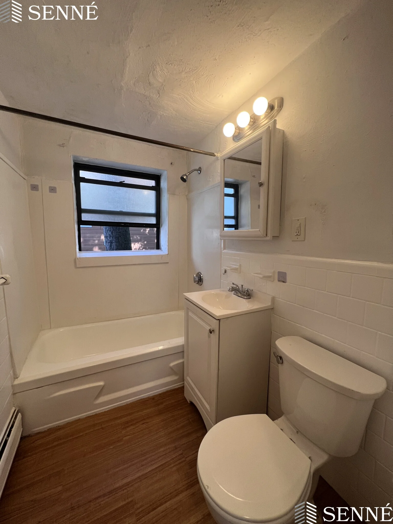 48 A Harvard Ave, Harvard Avenue