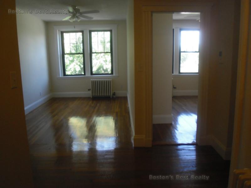 1 bed, 1 bath apartment for rent at 185 Chestnut Hill Ave Unit 14, Brighton — photo 5 of 5