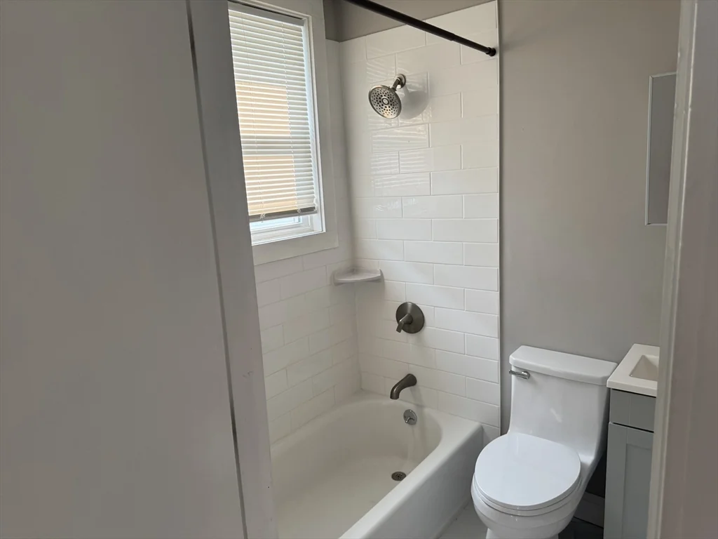 62 Greenwich St, Dorchester