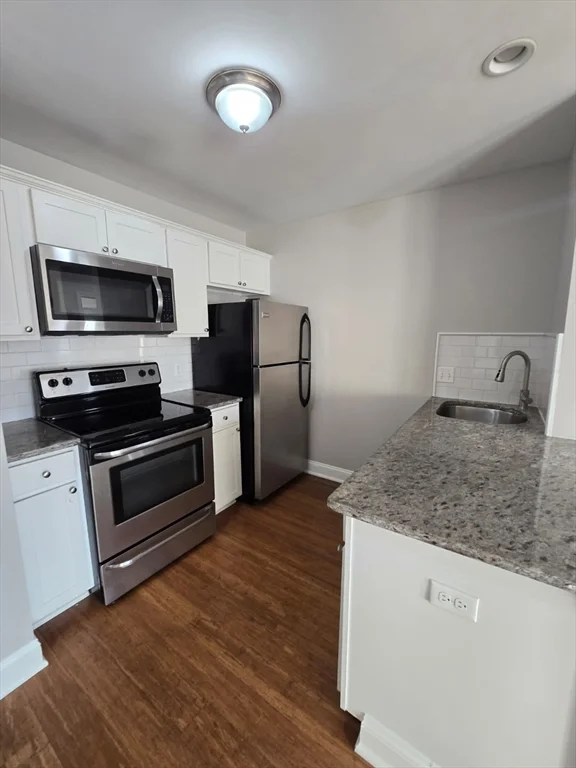9 Needhams Landing Rd, Lynn