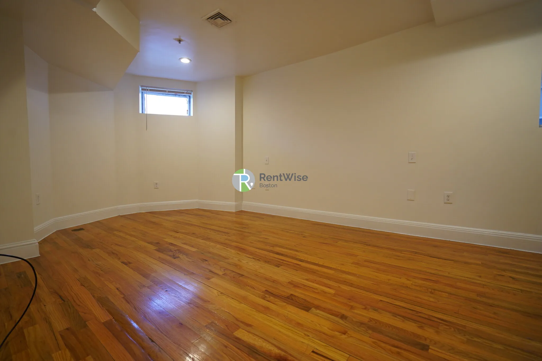 10 Brainerd Rd, Allston